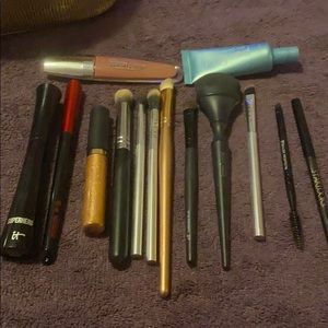 Makeup and Brush Bundle